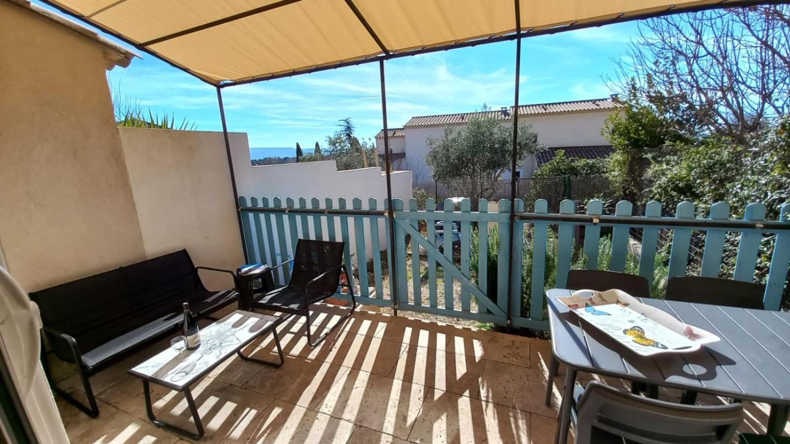 Maison Dans Beau Village Du Luberon Mérindol Exterior foto